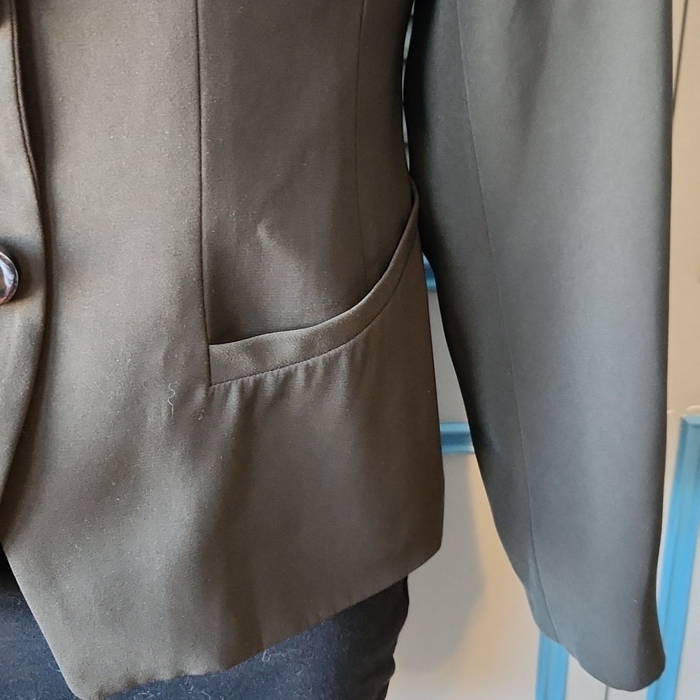 Como Vintage Button-Up Blazer Jacket in Olive Green - Picture 8 of 15